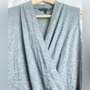 💥2/$15💥Banana Republic Cotton Stretch Matte Heather Grey Suiting Top